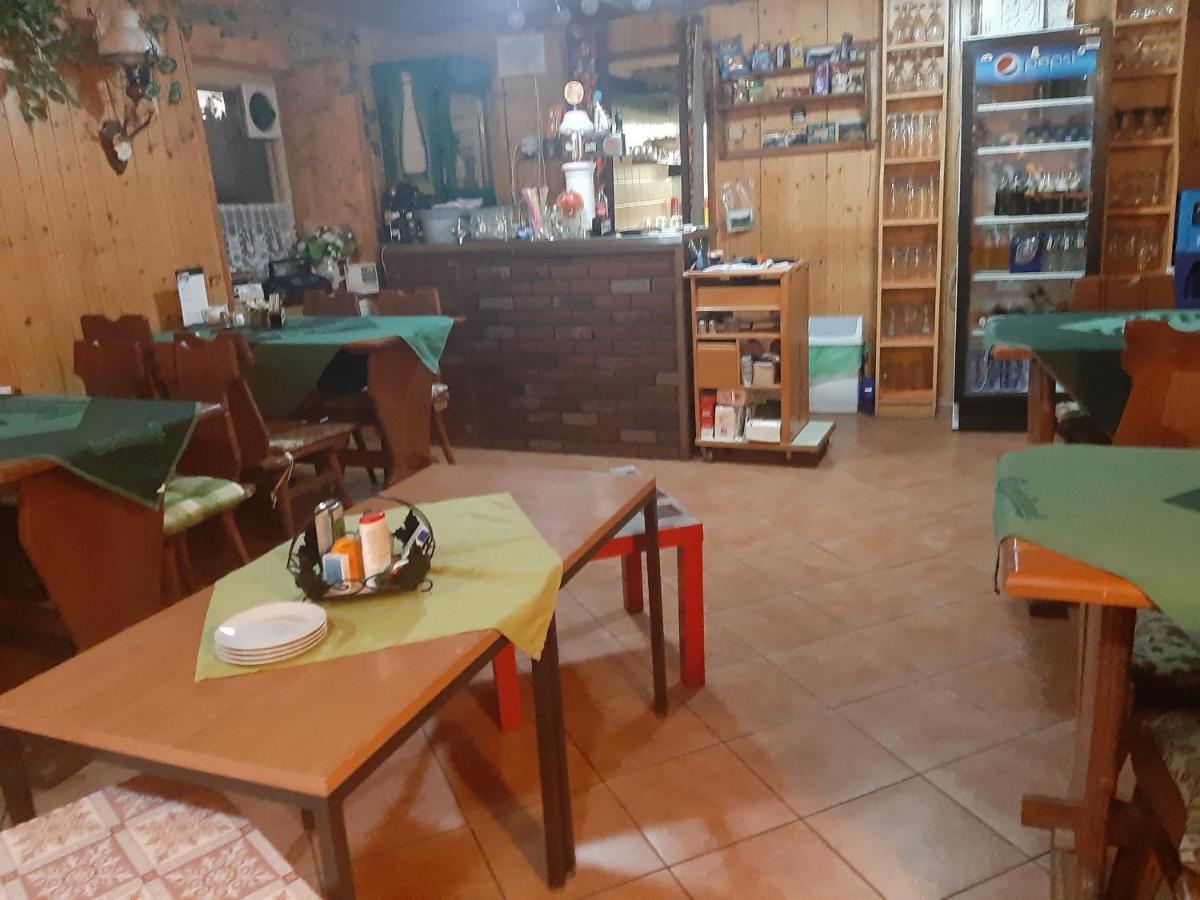 Pension Mikulka Mikulov v Krusnych Horach Dış mekan fotoğraf