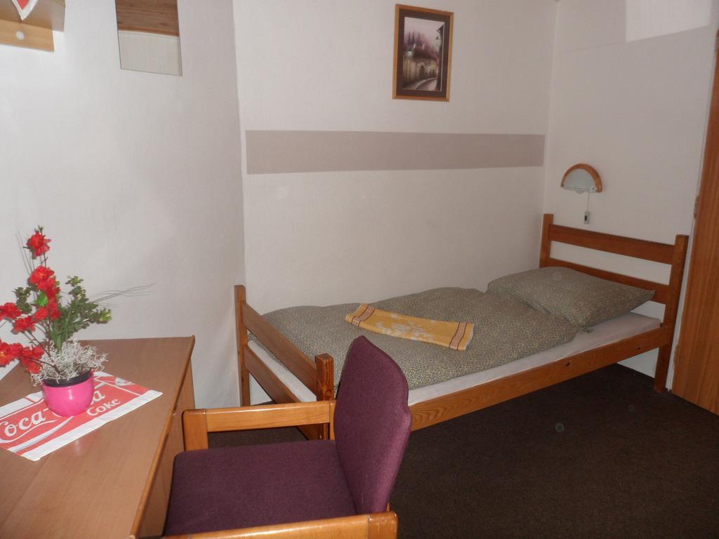 Pension Mikulka Mikulov v Krusnych Horach Dış mekan fotoğraf