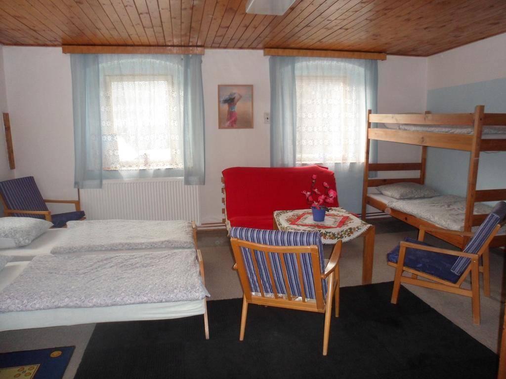 Pension Mikulka Mikulov v Krusnych Horach Dış mekan fotoğraf