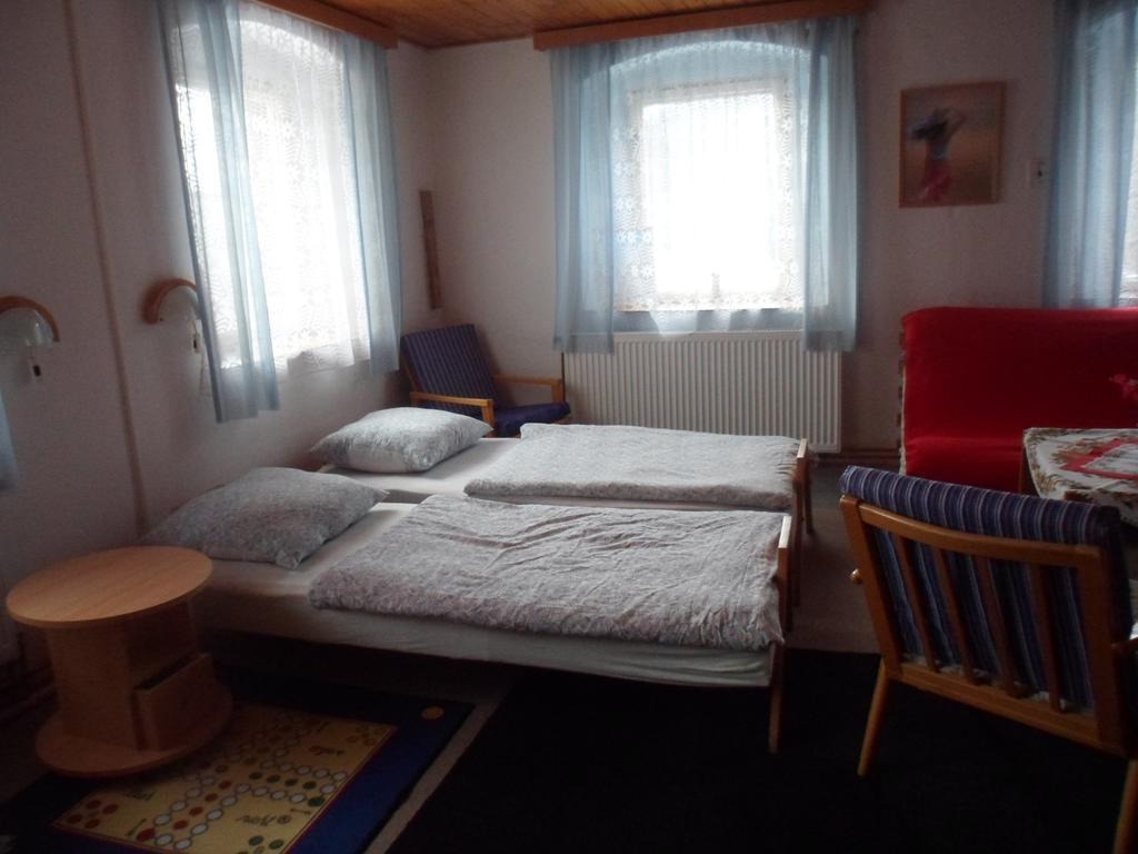 Pension Mikulka Mikulov v Krusnych Horach Dış mekan fotoğraf